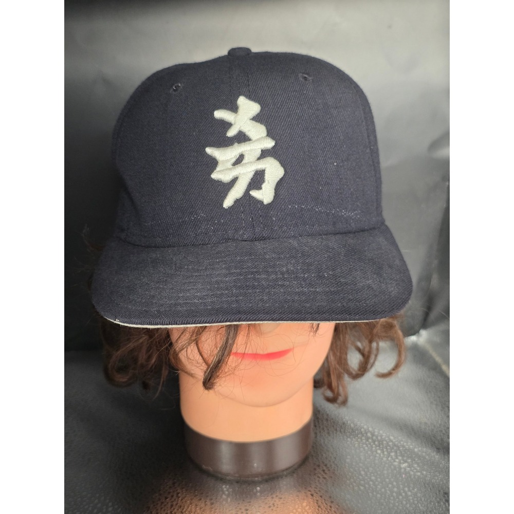 VTG New Era 59FIFTY NY Yankees Hat Size 7 Navy Wool Made in USA Kanji Japanese